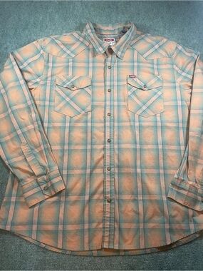 Wrangler Peach and Teal Plaid Long-Sleeve Button-Down Shirt‎